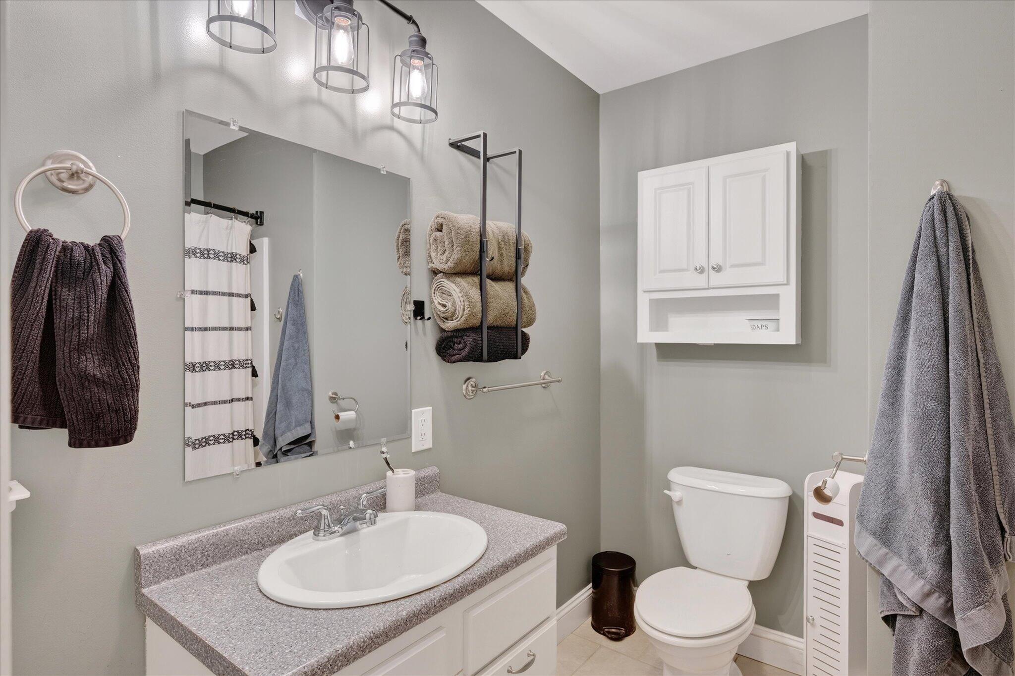 2926 Hudson Road Hudson, ME 04449 - Photo 14 of 46 14-Bathroom