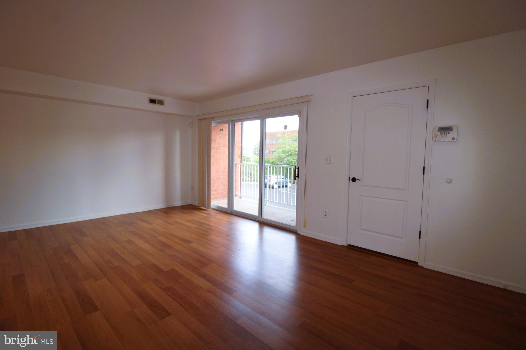 1225 Norwalk Road, Unit 24B Philadelphia, PA 19115 - Photo 3 of 25 Gallery Image 3