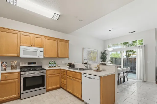 $1,050,000 | 4068 Ghiotti Court, Pleasanton, CA 94588