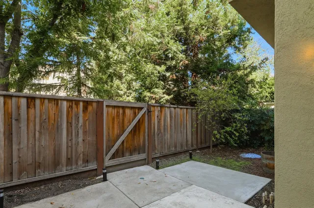 $1,050,000 | 4068 Ghiotti Court, Pleasanton, CA 94588