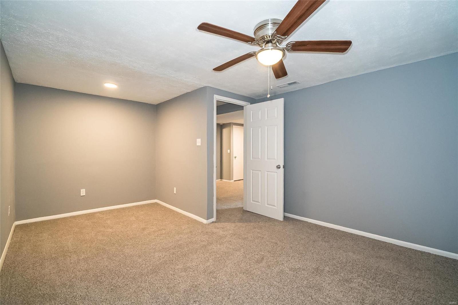 232 Sutters Mill Road St. Peters, MO 63376 - Photo 34 of 41 Gallery Image 34