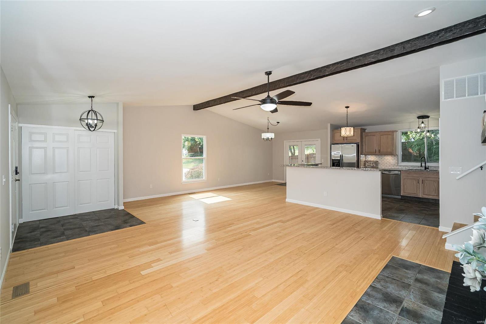 232 Sutters Mill Road St. Peters, MO 63376 - Photo 9 of 41 Gallery Image 9