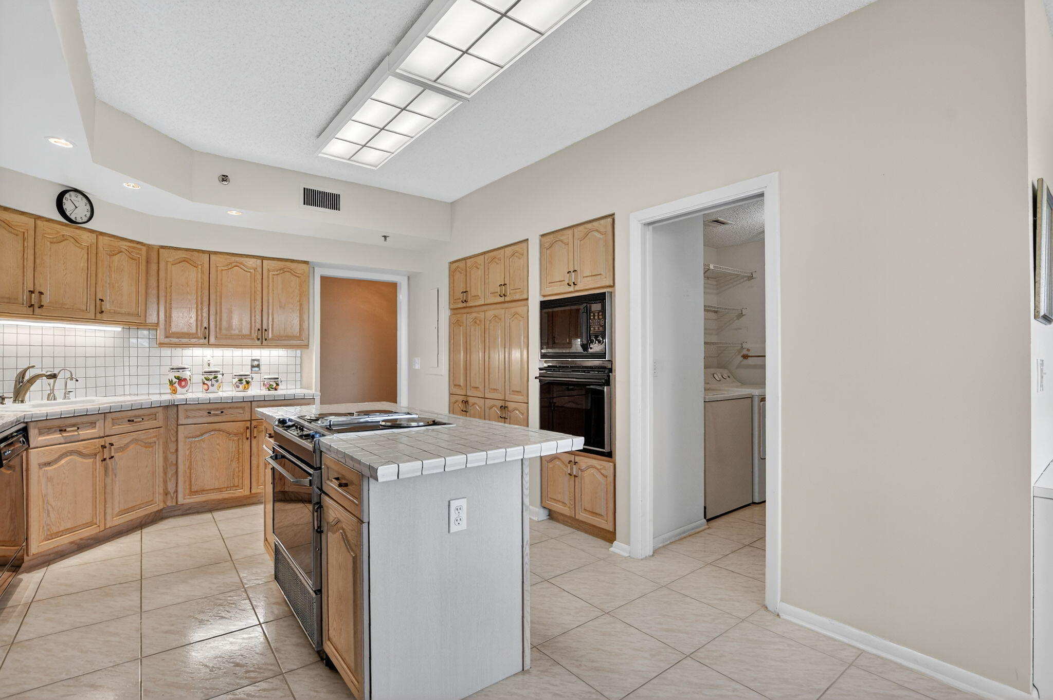 7351 Promenade Drive, Unit F502 Boca Raton, FL 33433 - Photo 17 of 59 15-web-or-mls-DSC_1335