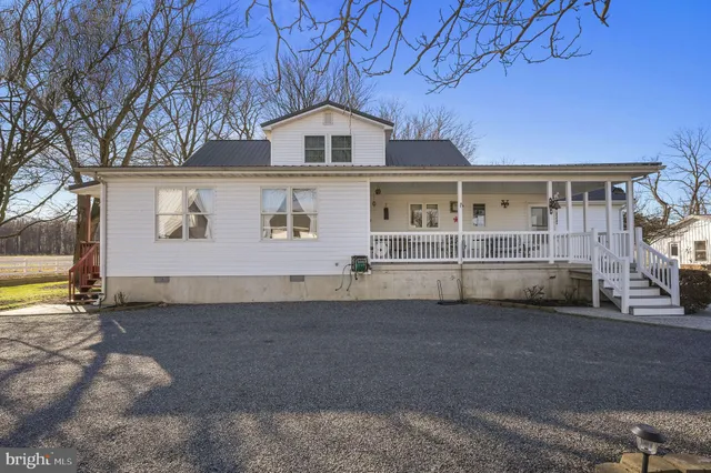 $988,900 | 1340 Hazlettville Road, Camden Wyoming, DE 19934