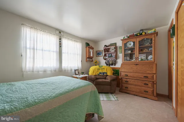 $988,900 | 1340 Hazlettville Road, Camden Wyoming, DE 19934