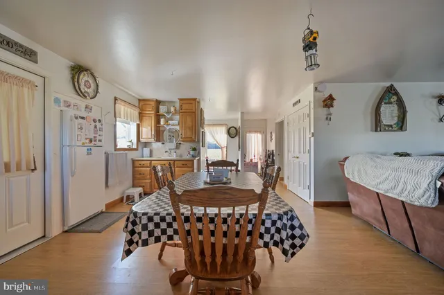 $988,900 | 1340 Hazlettville Road, Camden Wyoming, DE 19934