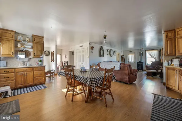 $988,900 | 1340 Hazlettville Road, Camden Wyoming, DE 19934