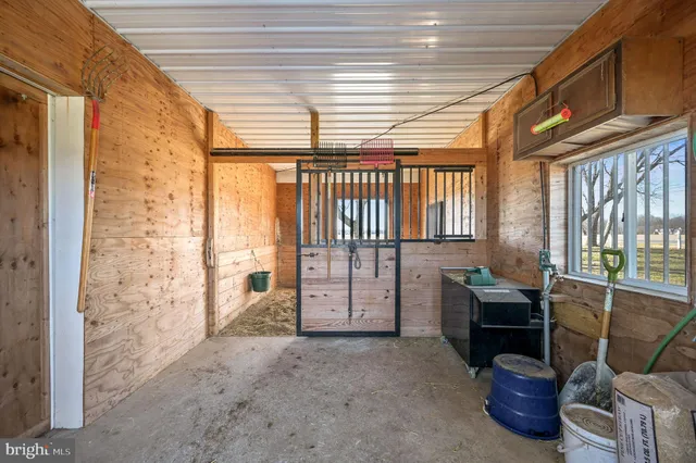 $988,900 | 1340 Hazlettville Road, Camden Wyoming, DE 19934