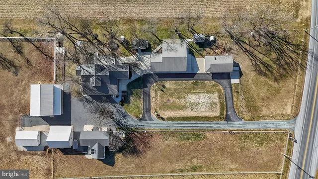 $988,900 | 1340 Hazlettville Road, Camden Wyoming, DE 19934