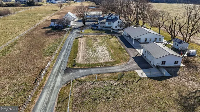 $988,900 | 1340 Hazlettville Road, Camden Wyoming, DE 19934