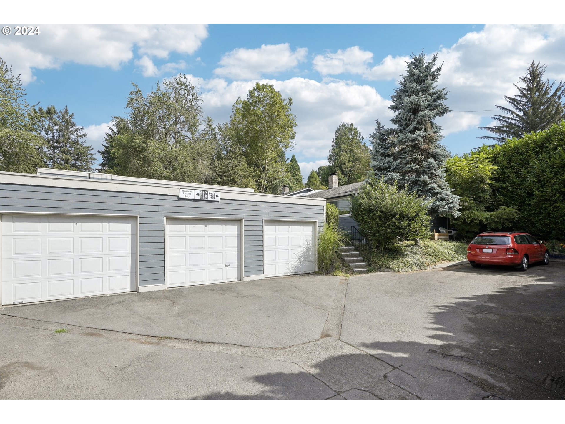 2833 Southwest Spring Garden Street Portland, OR 97219 - Photo 32 of 35 Gallery Image 32