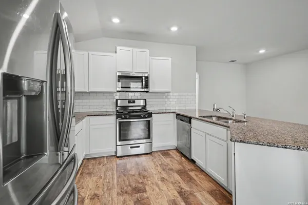$1,700 | 15175 Longtailed Duck, San Antonio, TX 78253