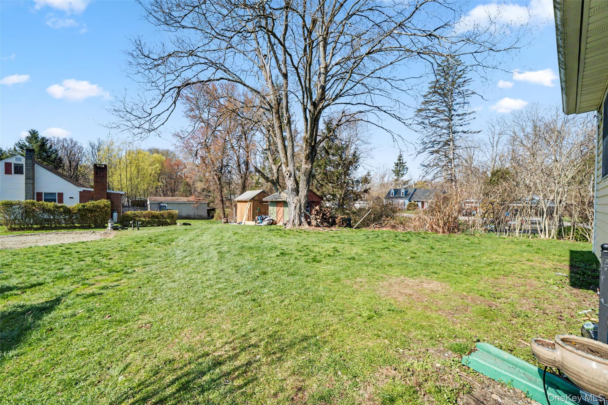 15 Forge Hill Road New Windsor, NY 12553 - Photo 18 of 21 There is a cozy back yard.