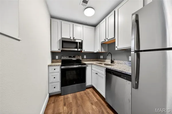 $115,000 | 5677 Waterman Boulevard, Unit 11, St. Louis, MO 63112