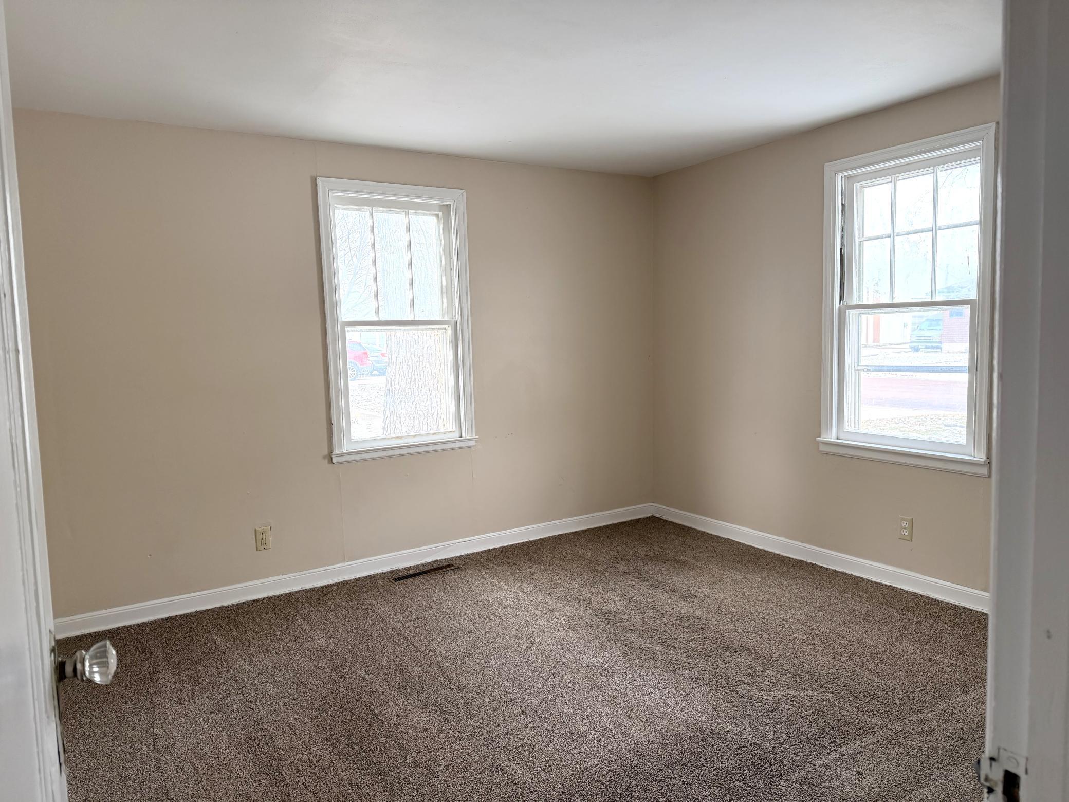 1332 8th Avenue Windom, MN 56101 - Photo 5 of 9