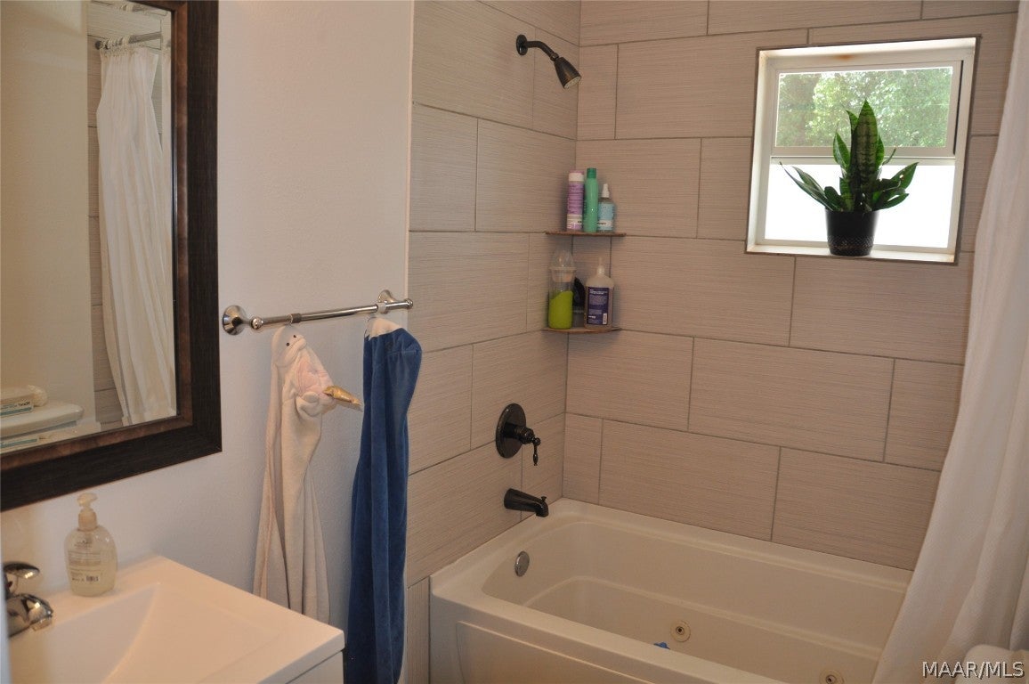 506 Holly Hill Road Enterprise, AL 36330 - Photo 16 of 21 Gallery Image 16