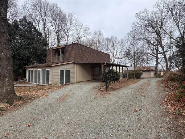 $2,100 | 4566 Starmount Road, Liberty, NC 27298