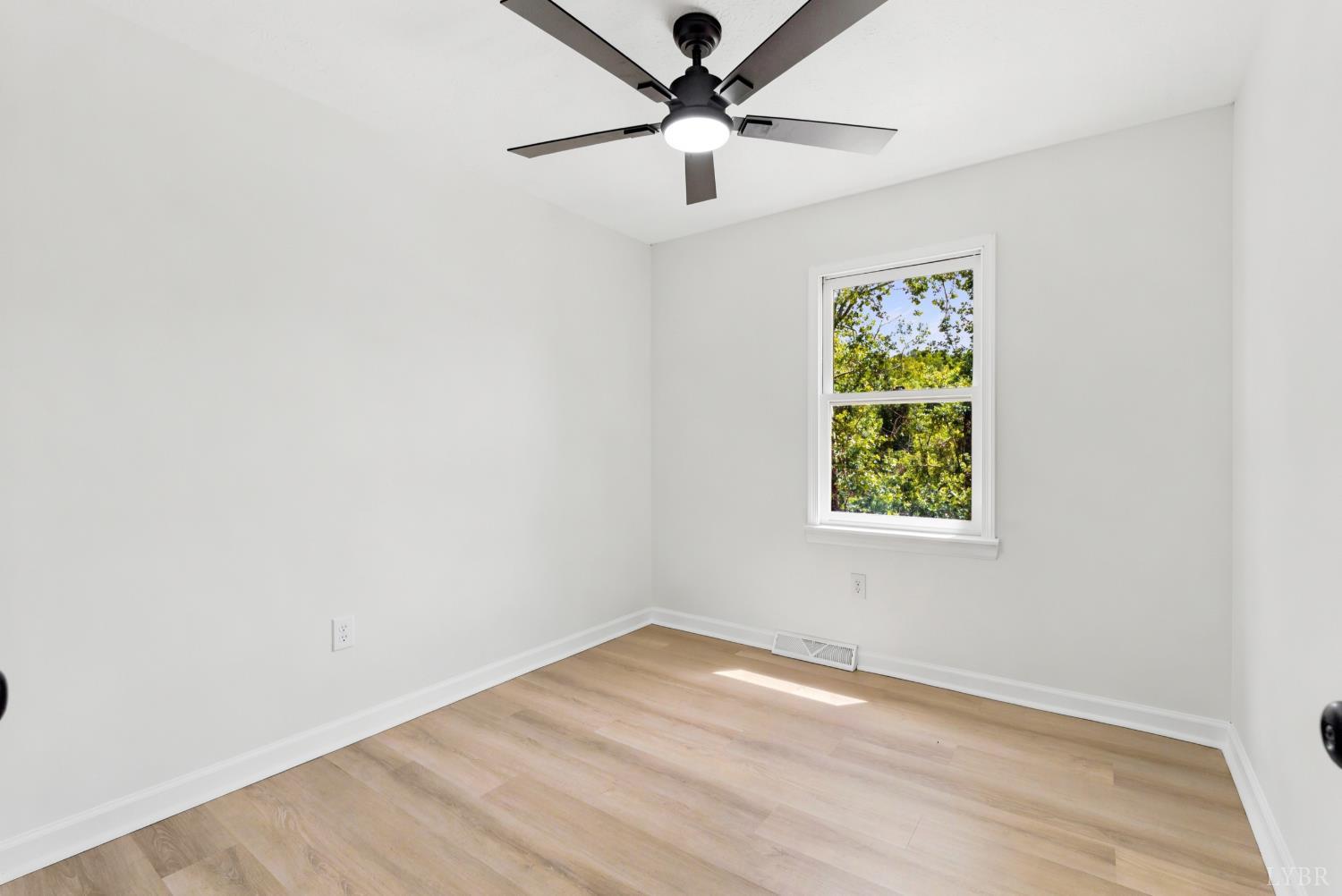 261 Bruner Road Monroe, VA 24574 - Photo 12 of 49