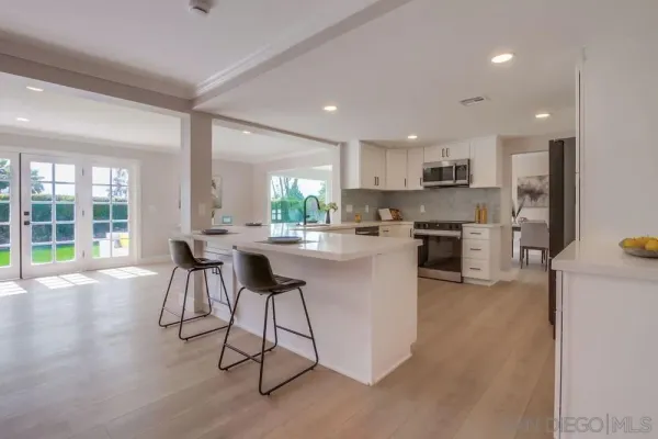 $2,279,900 | 3311 La Costa Avenue, Carlsbad, CA 92009