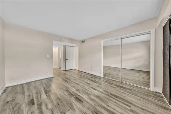 $2,400 | 3520 Oaks Way, Unit 306, Pompano Beach, FL 33069