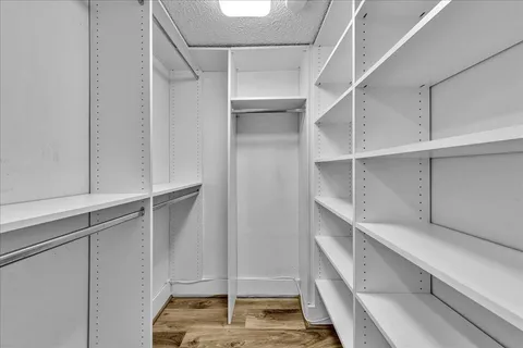 $2,300 | 3520 Oaks Way, Unit 306, Pompano Beach, FL 33069