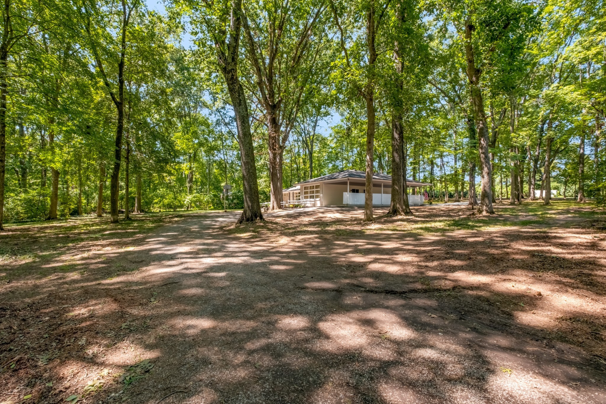401 Davidson Road Nashville, TN 37205 - Photo 23 of 30 Gallery Image 23