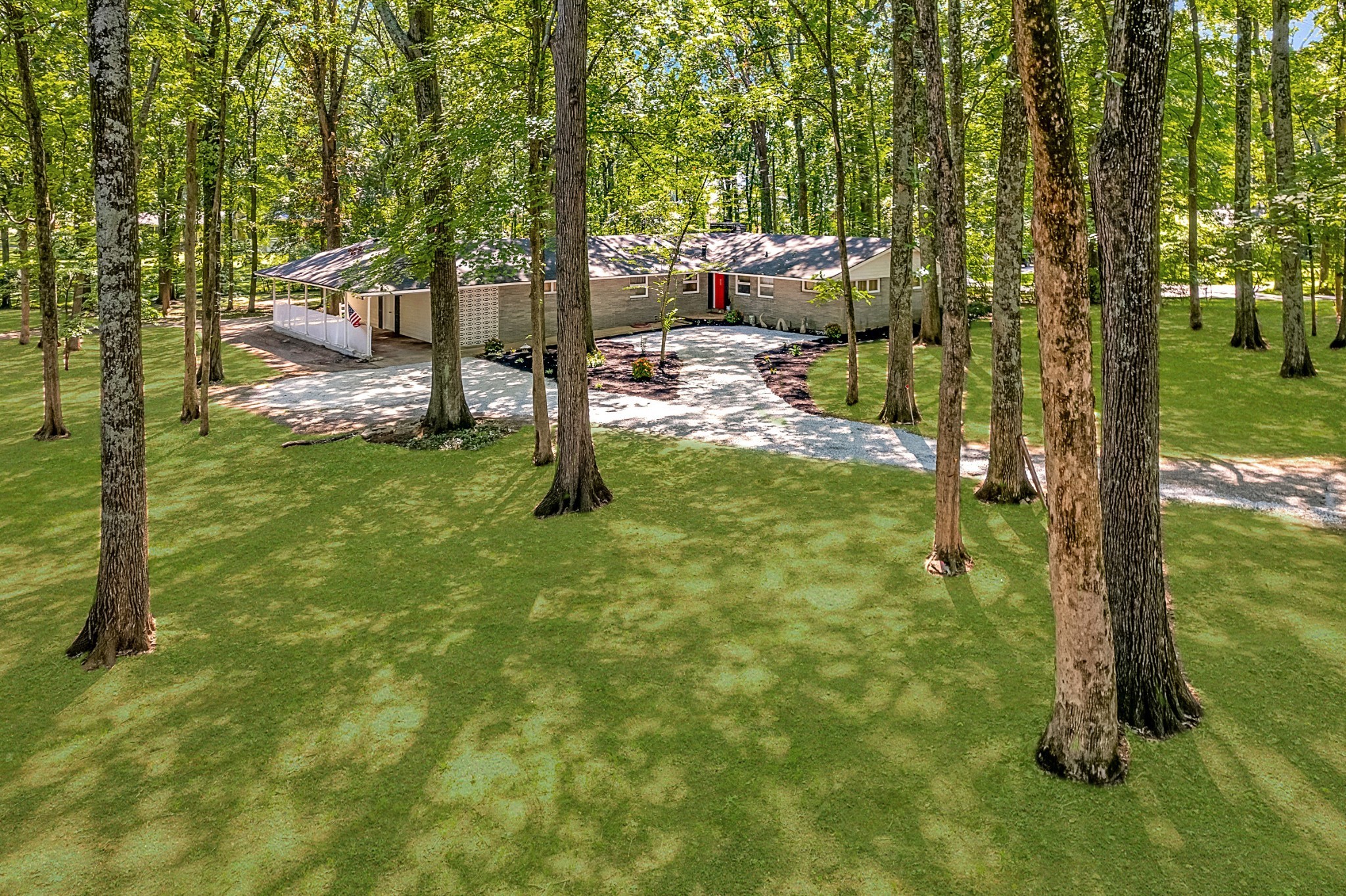 401 Davidson Road Nashville, TN 37205 - Photo 3 of 30 Gallery Image 3