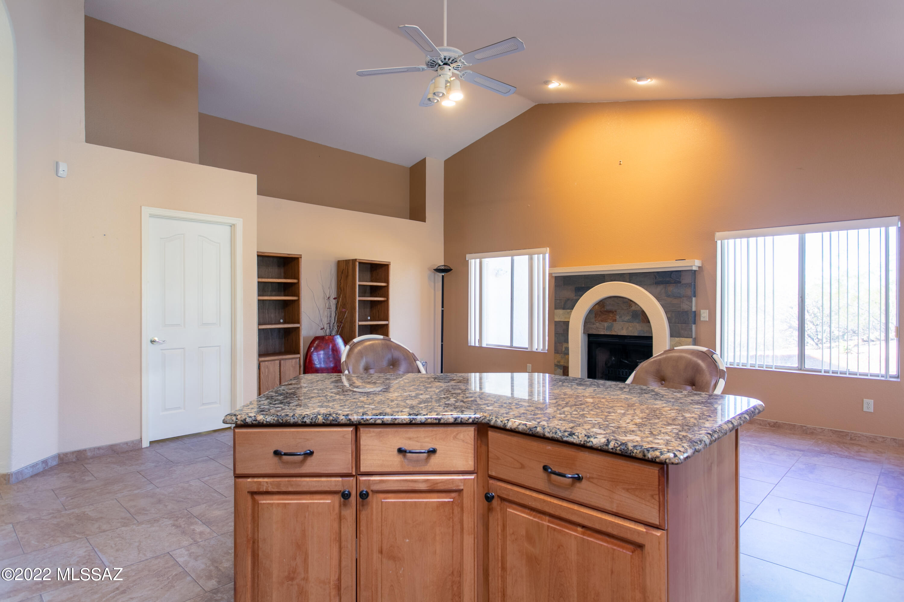1486 West Sunset Ridge Place Tucson, AZ 85704 - Photo 14 of 36