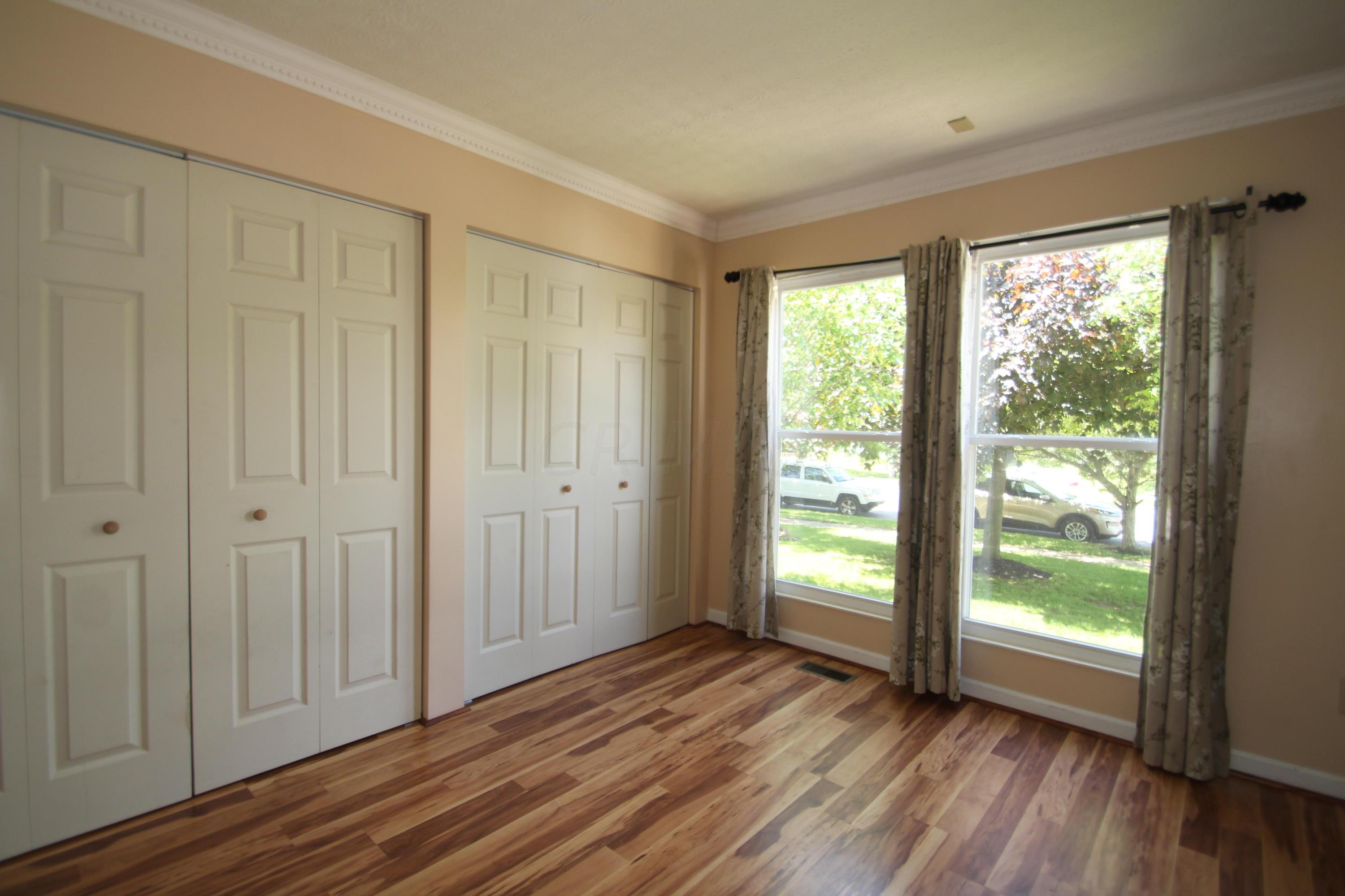 742 Prairie Road Galloway, OH 43119 - Photo 3 of 39 Gallery Image 3