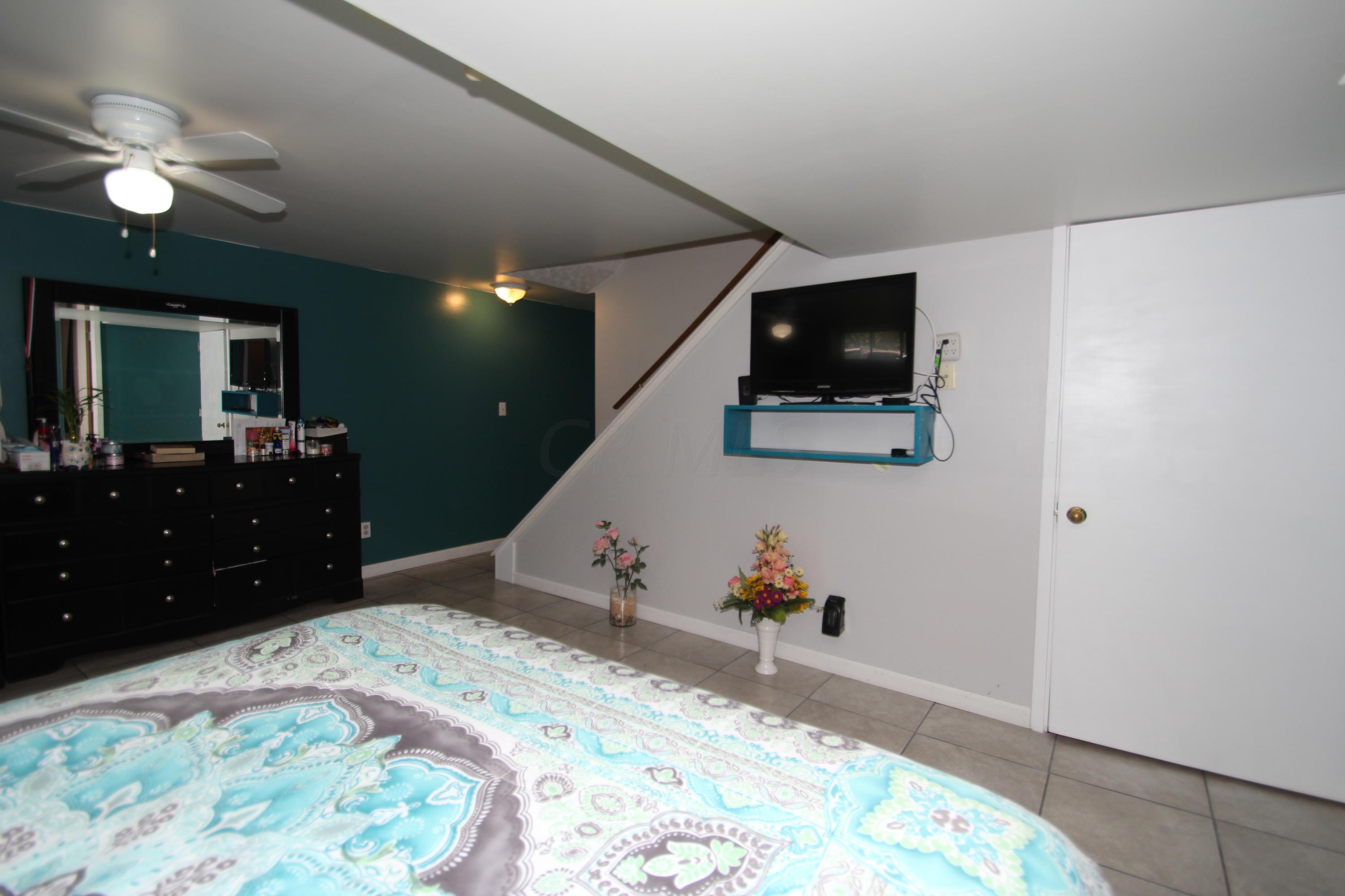 742 Prairie Road Galloway, OH 43119 - Photo 33 of 39 Gallery Image 33
