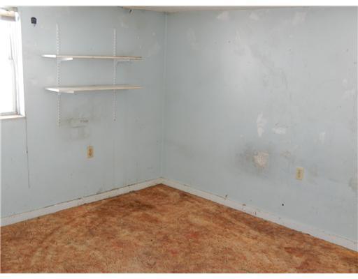 217 North Thompson Avenue Springfield, OH 45504 - Photo 6 of 7
