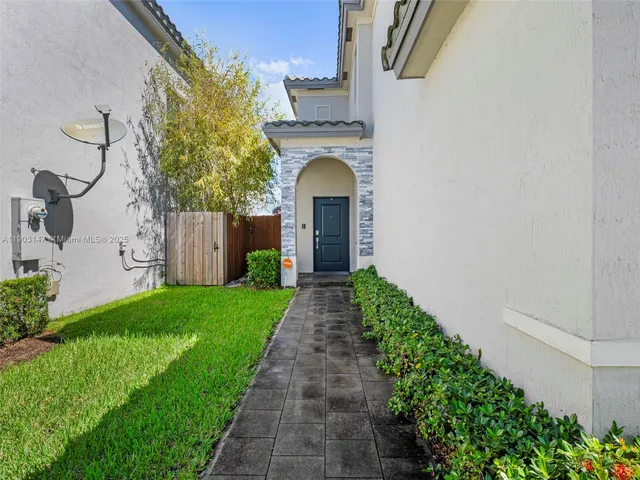 $4,200 | 1411 Southeast 26th Avenue, Unit 1411, Homestead, FL 33035