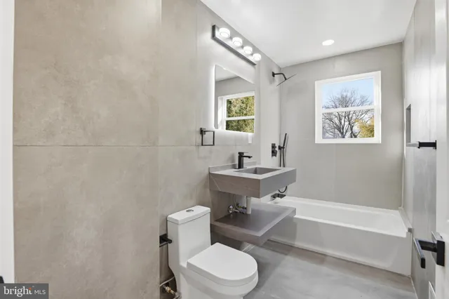 $519,900 | 5621 Hawthorne Street, Landover, MD 20785