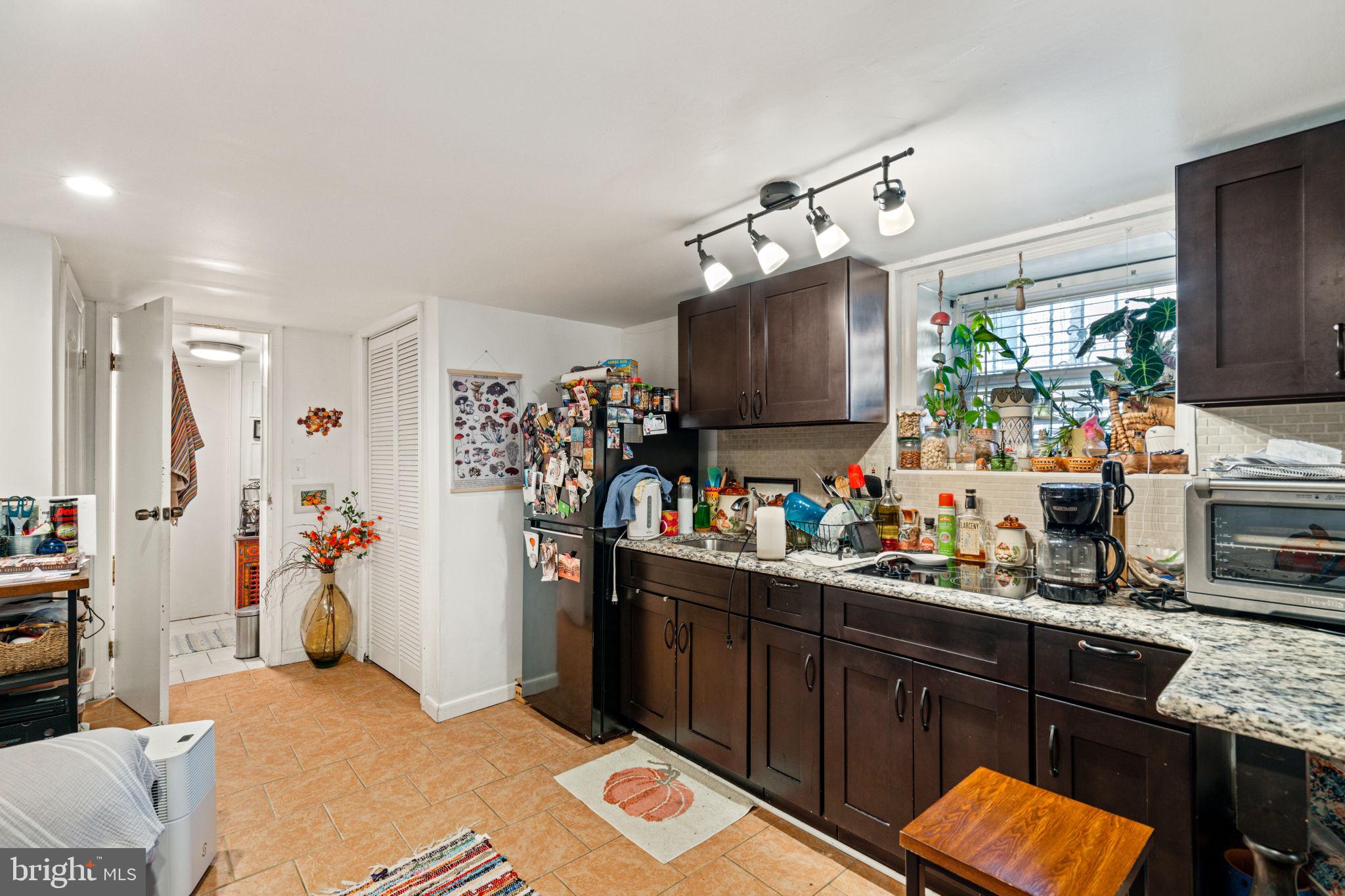 1617 Packer Avenue Philadelphia, PA 19145 - Photo 34 of 47