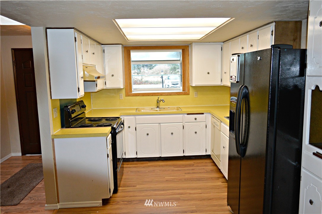 17700 Case Road Southwest Rochester, WA 98579 - Photo 11 of 15