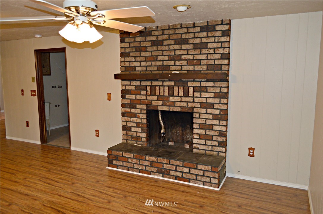 17700 Case Road Southwest Rochester, WA 98579 - Photo 3 of 15
