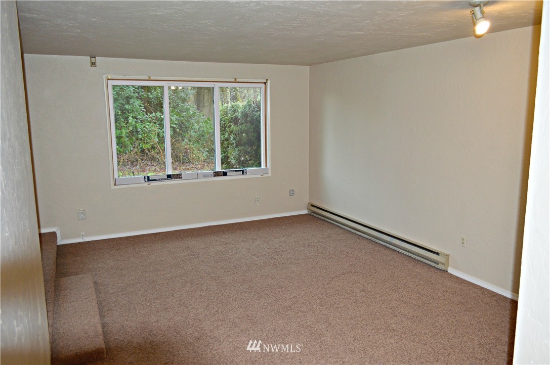 17700 Case Road Southwest Rochester, WA 98579 - Photo 6 of 15