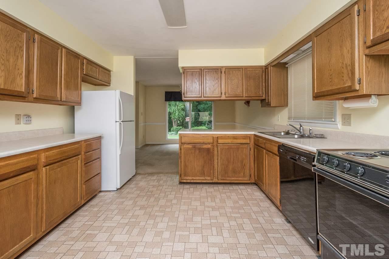 7013 Brecken Ridge Avenue Raleigh, NC 27615 - Photo 5 of 30 Gallery Image 5