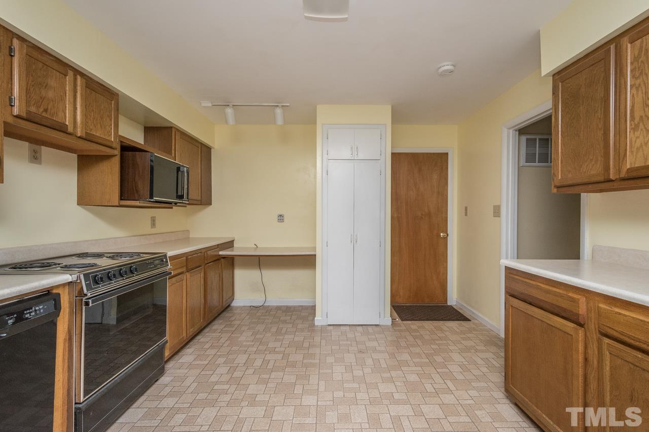 7013 Brecken Ridge Avenue Raleigh, NC 27615 - Photo 6 of 30 Gallery Image 6