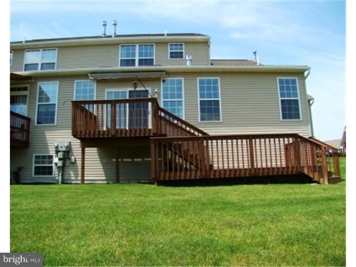 9 Fallowfield Circle Reading, PA 19607 - Photo 3 of 25 Exterior Back