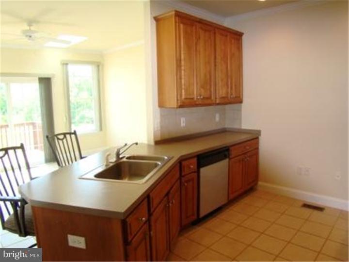 9 Fallowfield Circle Reading, PA 19607 - Photo 6 of 25 Kitchen