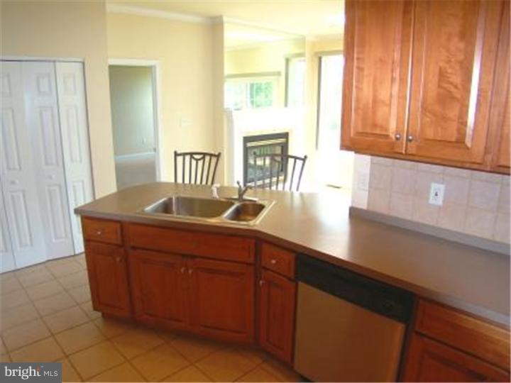 9 Fallowfield Circle Reading, PA 19607 - Photo 7 of 25 Kitchen