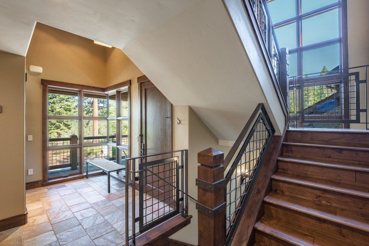14061 Trailside Loop Truckee, CA 96161 - Photo 16 of 28