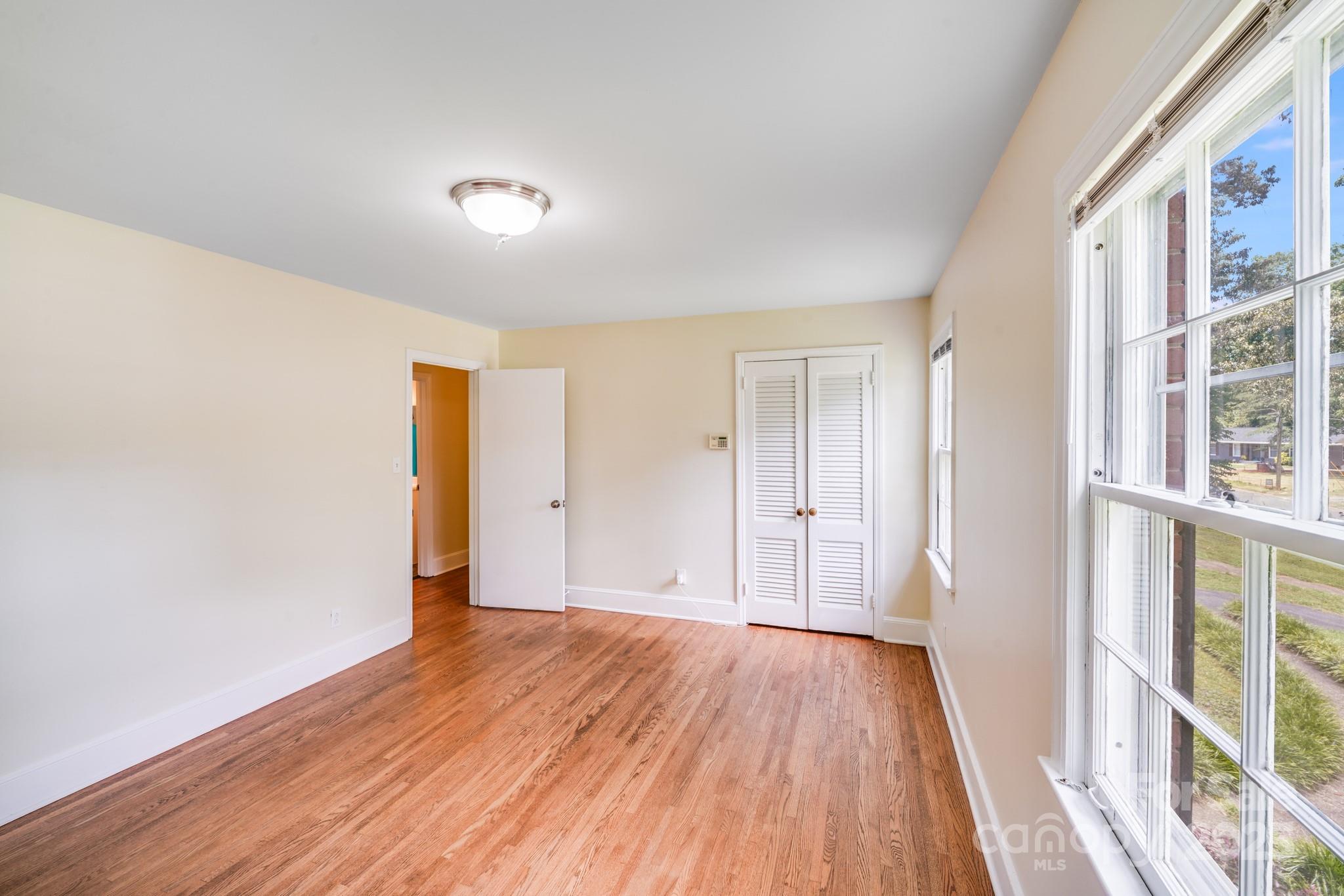 5816 Brookhaven Road Charlotte, NC 28210 - Photo 16 of 32 Gallery Image 16