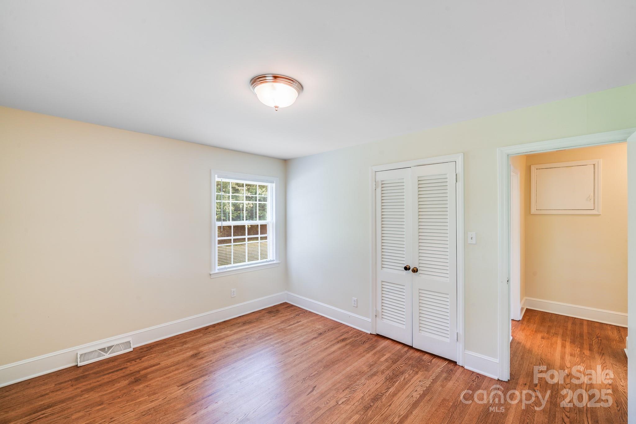 5816 Brookhaven Road Charlotte, NC 28210 - Photo 18 of 32 Gallery Image 18