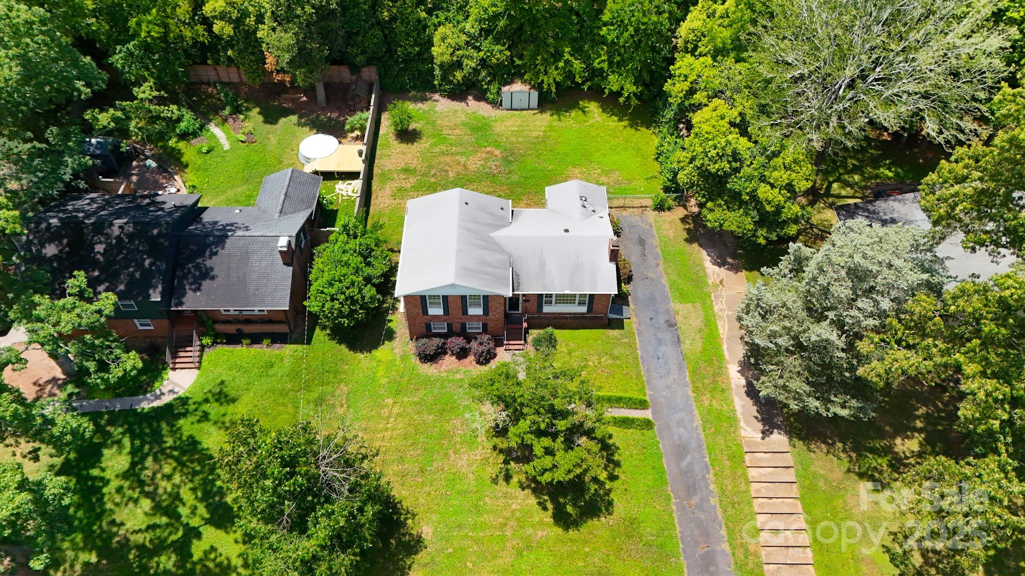 5816 Brookhaven Road Charlotte, NC 28210 - Photo 31 of 32 Gallery Image 31