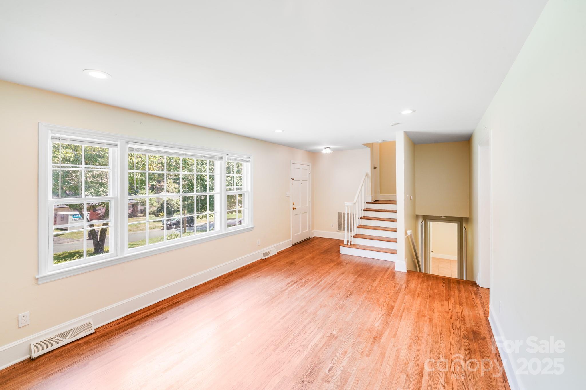 5816 Brookhaven Road Charlotte, NC 28210 - Photo 8 of 32 Gallery Image 8