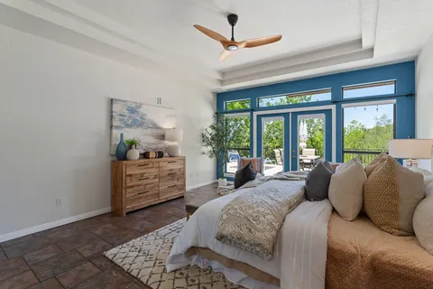 $975,000 | 1121 Kings Cove Drive, Canyon Lake, TX 78133