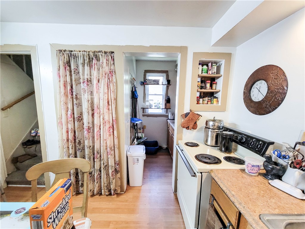 834 Flower City Park Rochester, NY 14615 - Photo 6 of 10