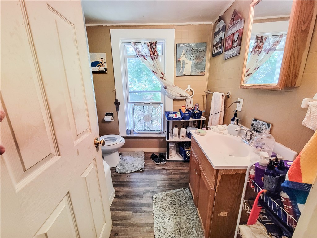 834 Flower City Park Rochester, NY 14615 - Photo 9 of 10